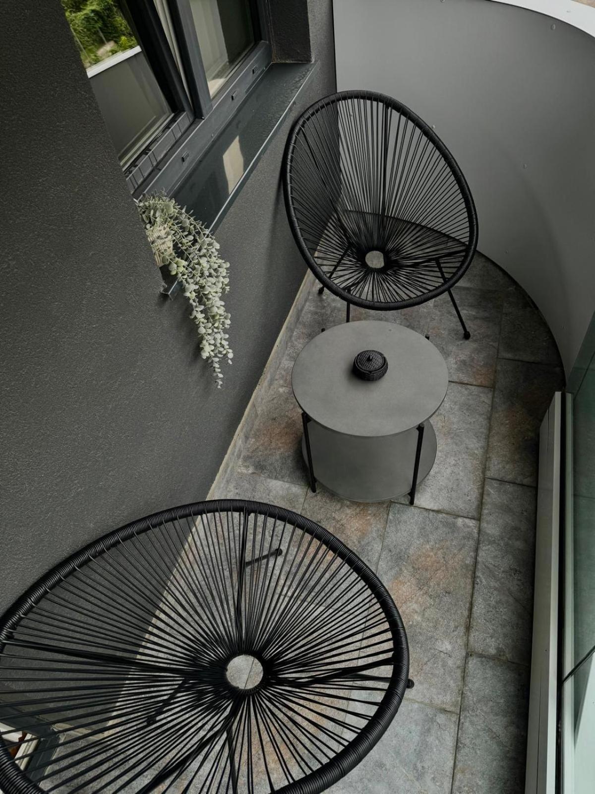 Luxury Blue Apartment Iasi Exterior foto