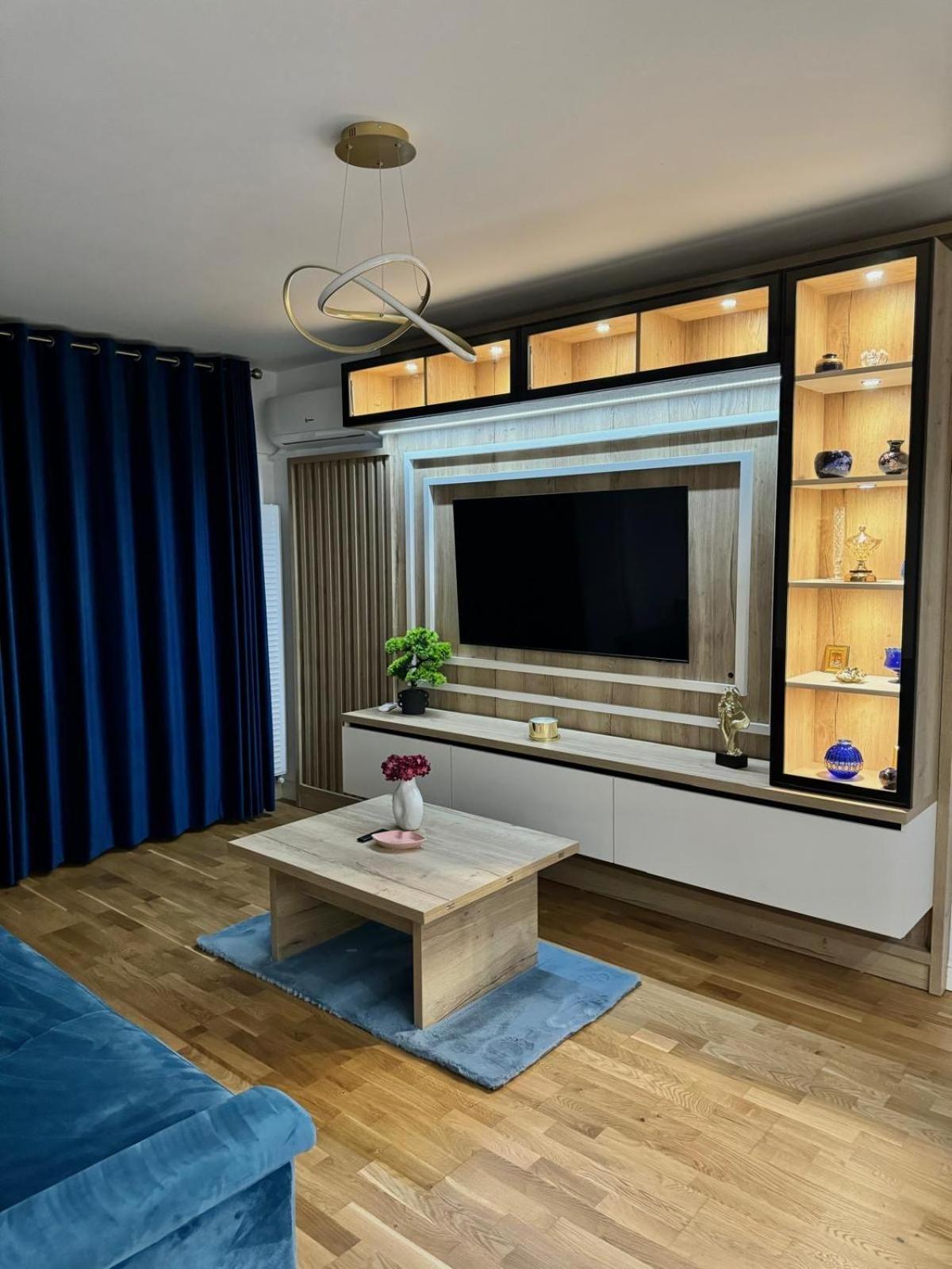 Luxury Blue Apartment Iasi Exterior foto